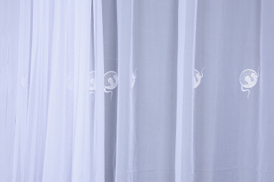 BRODE 1045 DESEN KIRIK BEYAZ RENK TEK KANAT Hazır dikilmiş Pileli Fon Perde 300*260 cm - 3