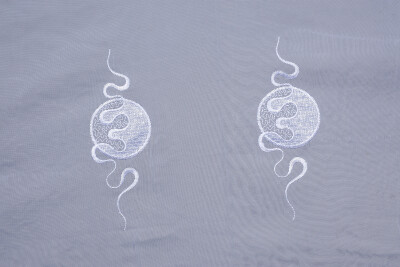 BRODE 1045 DESEN KIRIK BEYAZ RENK TEK KANAT Hazır dikilmiş Pileli Fon Perde 300*260 cm - 7