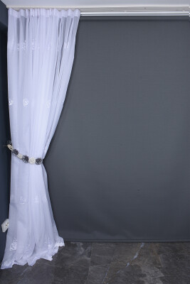 BRODE 1045 DESEN KIRIK BEYAZ RENK TEK KANAT Hazır dikilmiş Pileli Fon Perde 300*260 cm - 8