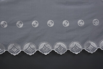 BRODE 1850 DESEN BEYAZ RENK TEK KANAT Hazır dikilmiş Pileli Fon Perde 300*260 cm - 4