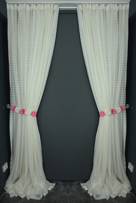 BÜYÜK BAKLAVA MODEL KREM RENK TEK KANAT Hazır dikilmiş Pileli Fon Perde 300*260 cm - 1