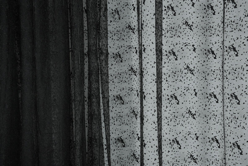 KUŞ MODEL SİYAH RENK TEK KANAT Hazır dikilmiş Pileli Fon Perde 300*260 cm - 2