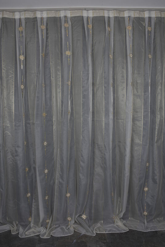 ORGANZE 1050 NAKIŞLI PULLU KREM RENK 5_3 Hazır dikilmiş Pileli Fon Perde 300*260 cm - 1