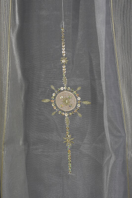 ORGANZE 1050 NAKIŞLI PULLU KREM RENK 5_3 Hazır dikilmiş Pileli Fon Perde 300*260 cm - 3