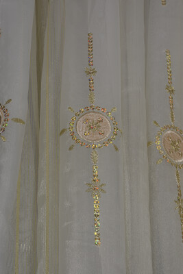 ORGANZE 1050 NAKIŞLI PULLU KREM RENK 5_3 Hazır dikilmiş Pileli Fon Perde 300*260 cm - 5