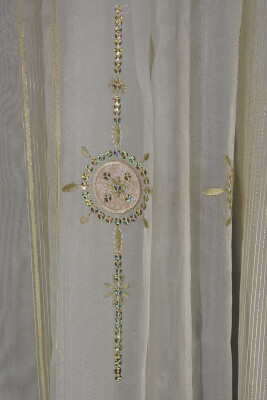 ORGANZE 1050 NAKIŞLI PULLU KREM RENK 5_3 Hazır dikilmiş Pileli Fon Perde 300*260 cm - 6