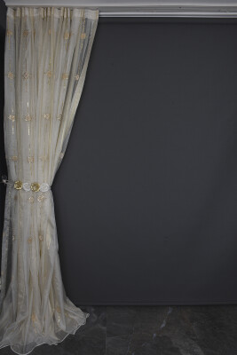 ORGANZE 1050 NAKIŞLI PULLU KREM RENK 5_3 Hazır dikilmiş Pileli Fon Perde 300*260 cm - 10