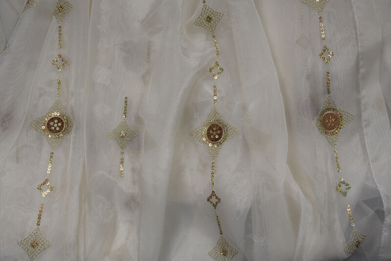 ORGANZE 1150 NAKIŞLI PULLU KREM RENK 5_3 Hazır dikilmiş Pileli Fon Perde 300*260 cm - 12