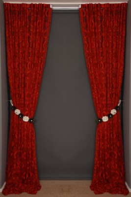 VAKKO MODEL KIRMIZI RENK İP PERDE HAZIR DÜĞMELERİ DİKİLMİŞ İP PERDE 300*270 cm - 8